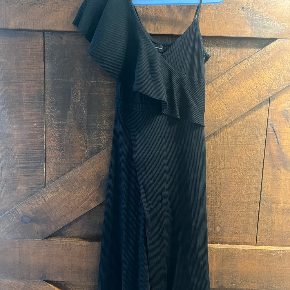 Club Monaco Black One Shoulder Dress